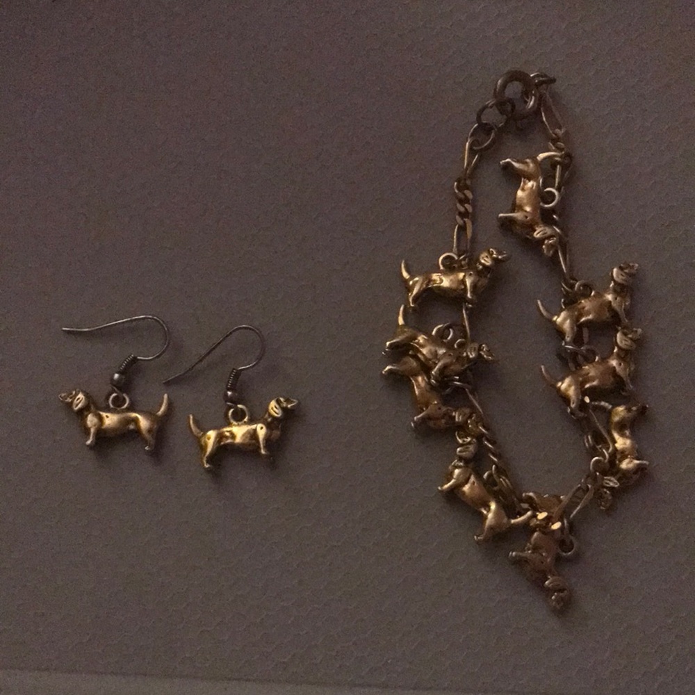 Matching bracelet and earrings set